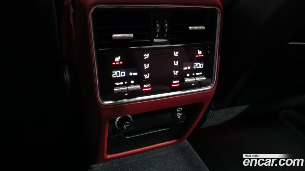 Porsche Cayenne 3.0 PLATINUM EDITION, 2023