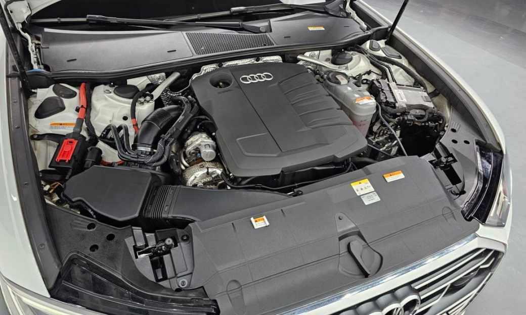 Audi A6 40 TDI Premium, 2022