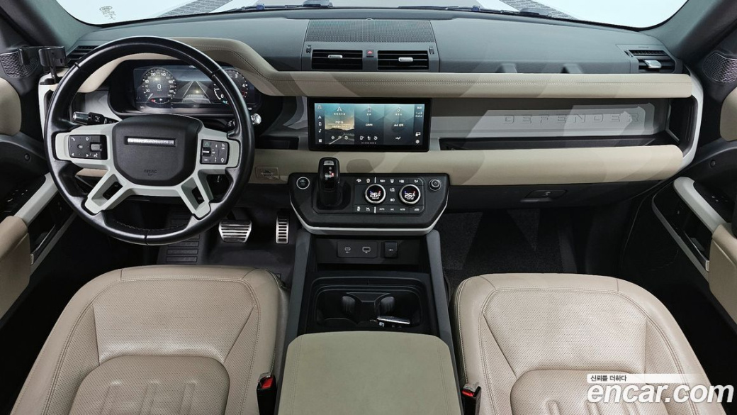Land Rover Defender 90 D250 SE, 2022