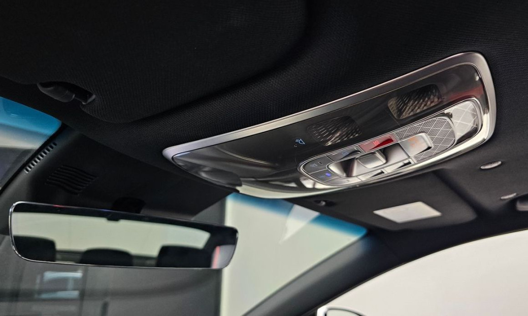 Genesis G80 Gasoline 2.5 Turbo AWD, 2025