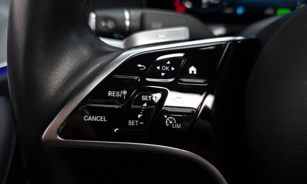 Mercedes-Benz E-Class E350 4MATIC Avantgarde, 2021