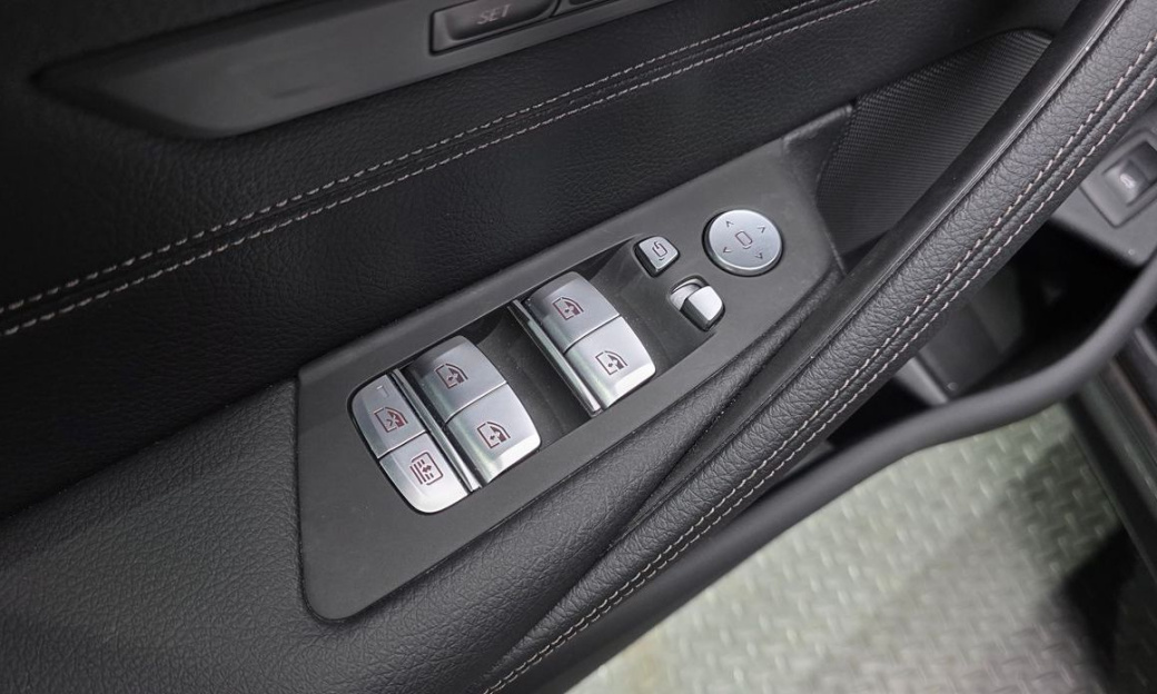 BMW 5-Series 520i M Sport, 2023