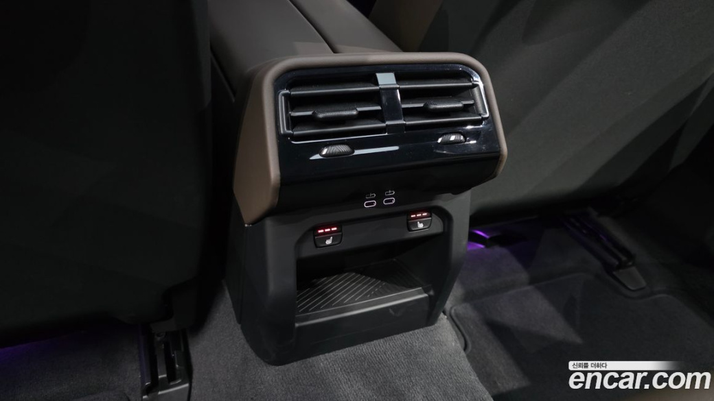 BMW 5-Series 520i M Sport, 2025