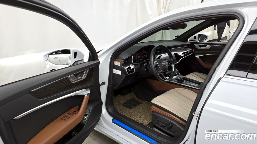 Audi A6 45 TFSI Premium, 2023