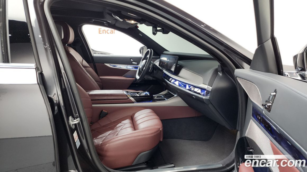 BMW 7-Series 740i sDrive Design Pure Excellence, 2023