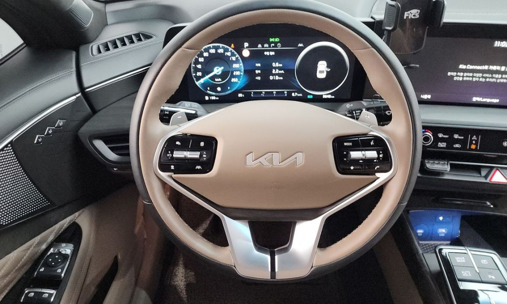 Kia K8 2.5 Gasoline 2WD, 2024