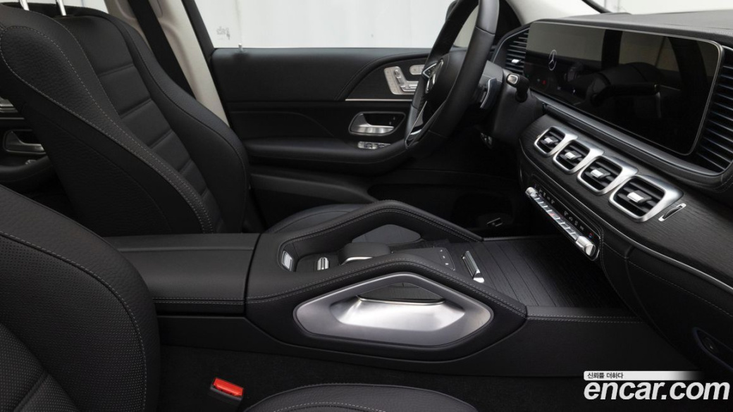 Mercedes-Benz GLE-Class GLE450 4MATIC, 2025