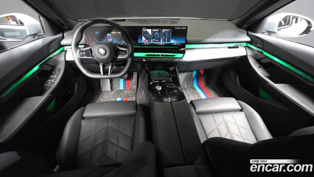 BMW 5-Series 520i M Sport, 2025