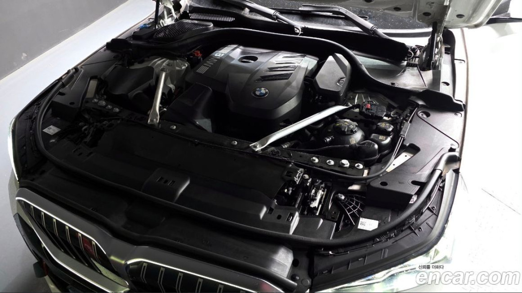 BMW 5-Series 530i xDrive M Sport, 2024