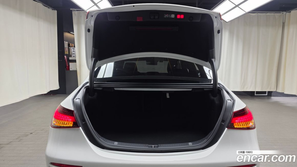 Mercedes-Benz E-Class E250 Exclusive, 2023