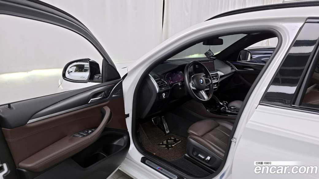 BMW X4 xDrive20i M Sport, 2022