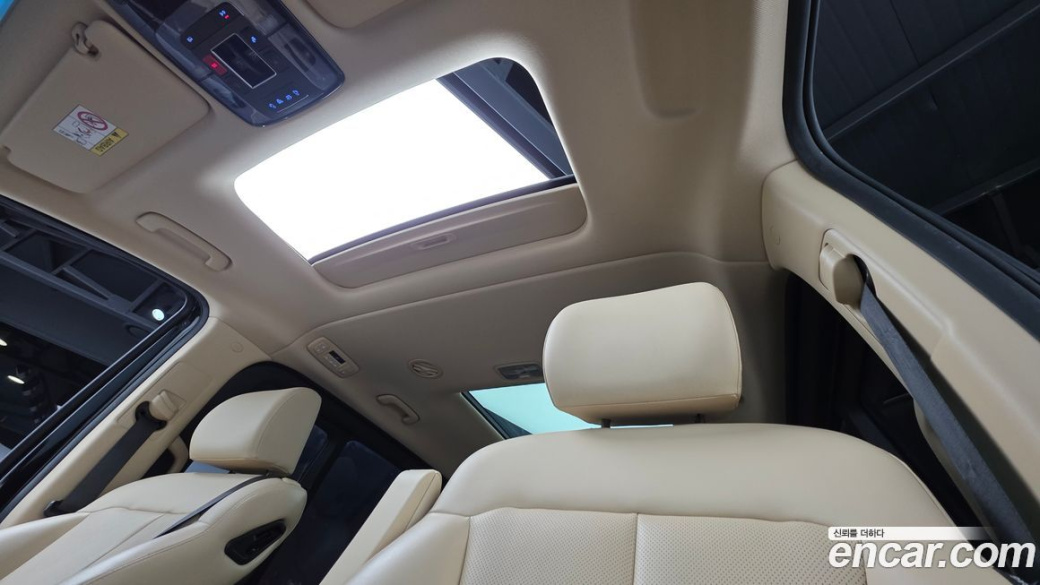Hyundai Staria Tourer 9-Seater, 2024