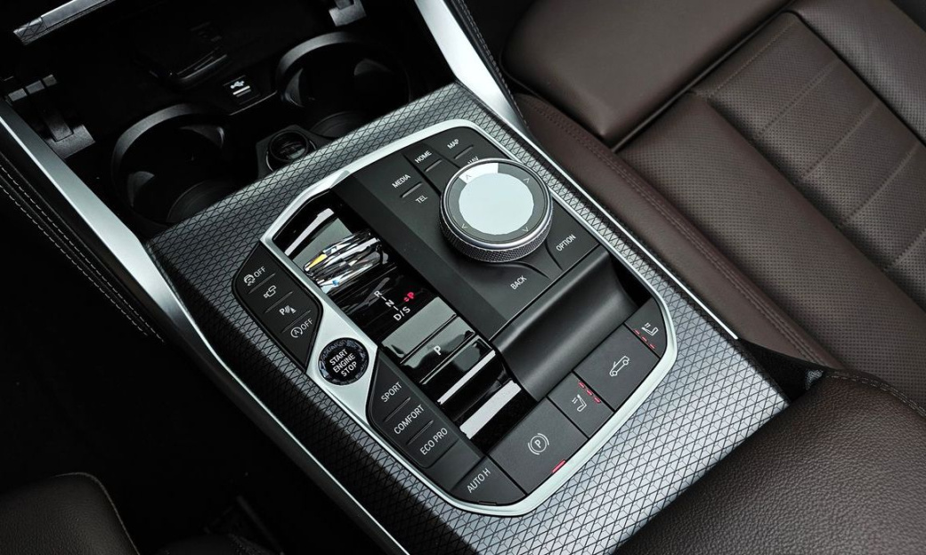 BMW 4-Series 420i M Sport Pro Convertible, 2025