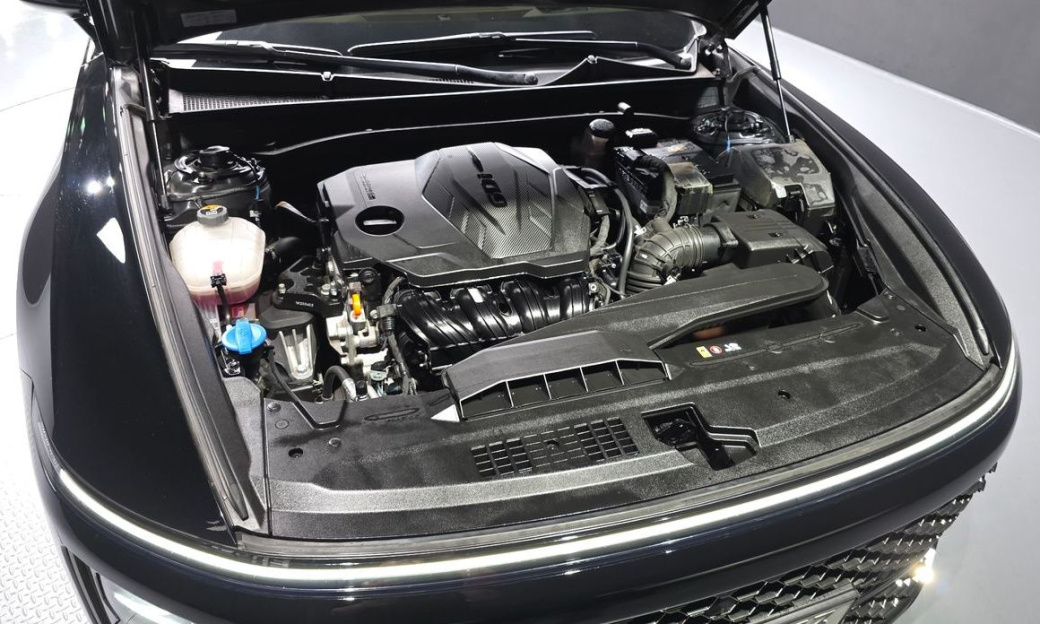 Hyundai Grandeur 2,5 Gasoline 2WD, 2023
