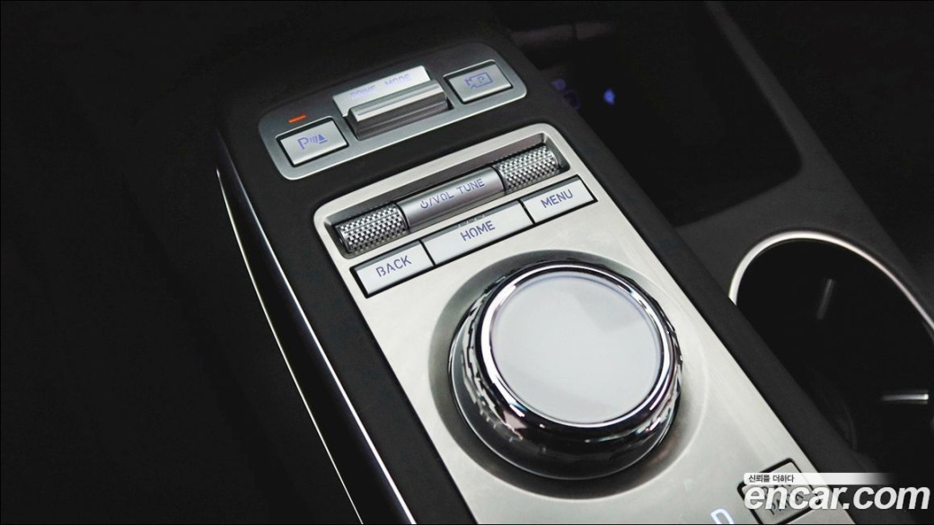 Genesis GV70 2.5T Gasoline 2WD, 2024