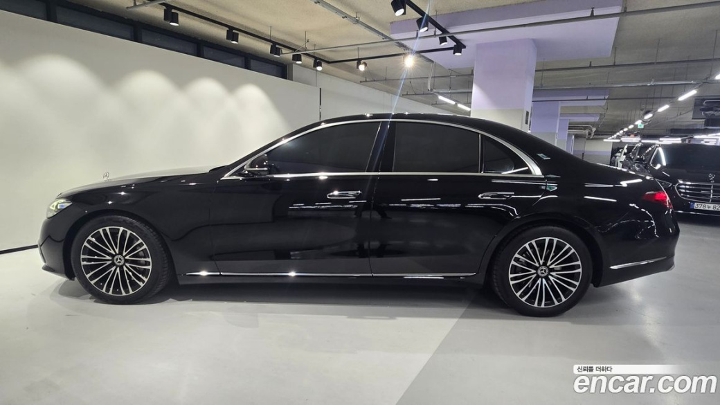 Mercedes-Benz S-Class S450 d 4MATIC, 2024