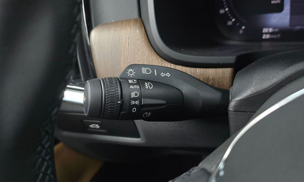 Volvo V90 B5 Ultimate AWD, 2024