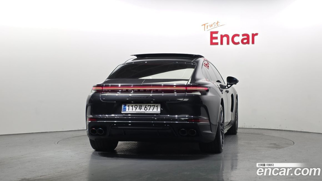 Porsche Panamera 4.0 GTS, 2025