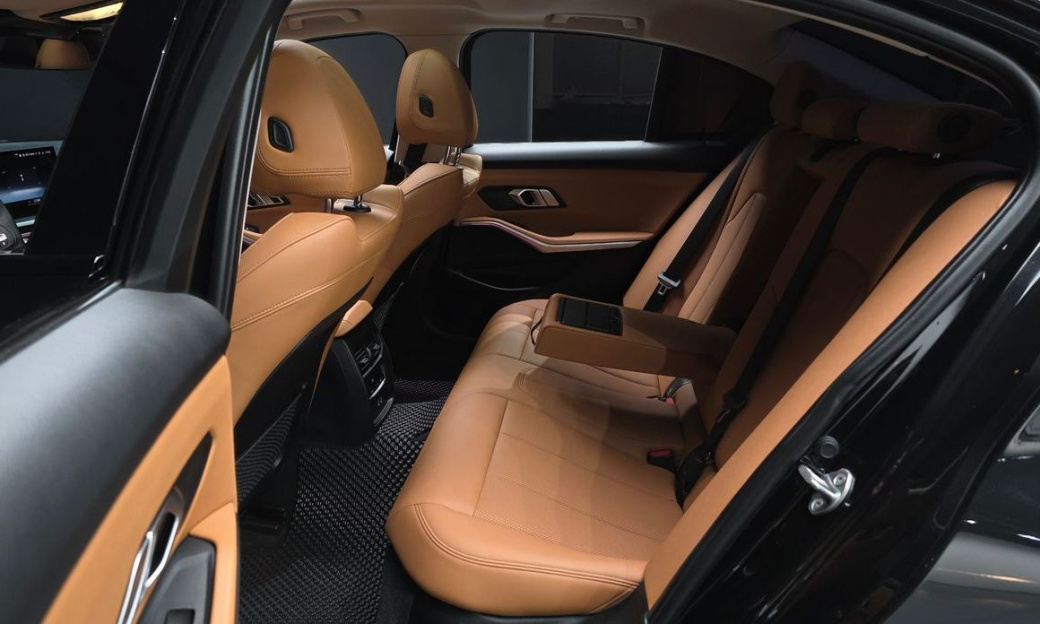 BMW 3-Series 320d, 2023
