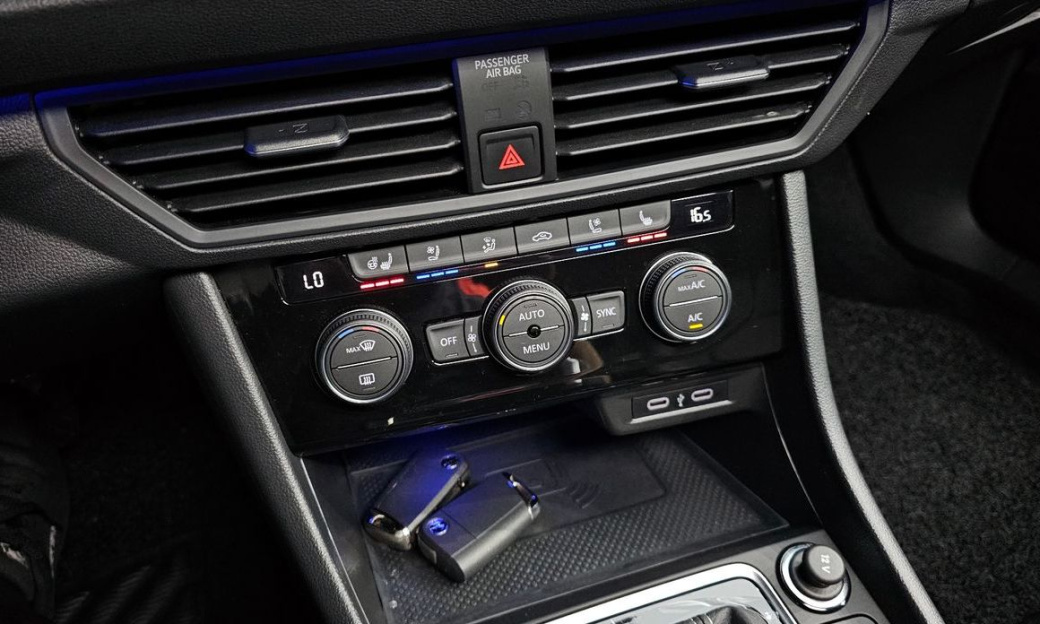 Volkswagen Jetta 1.4 TSI Prestige, 2021