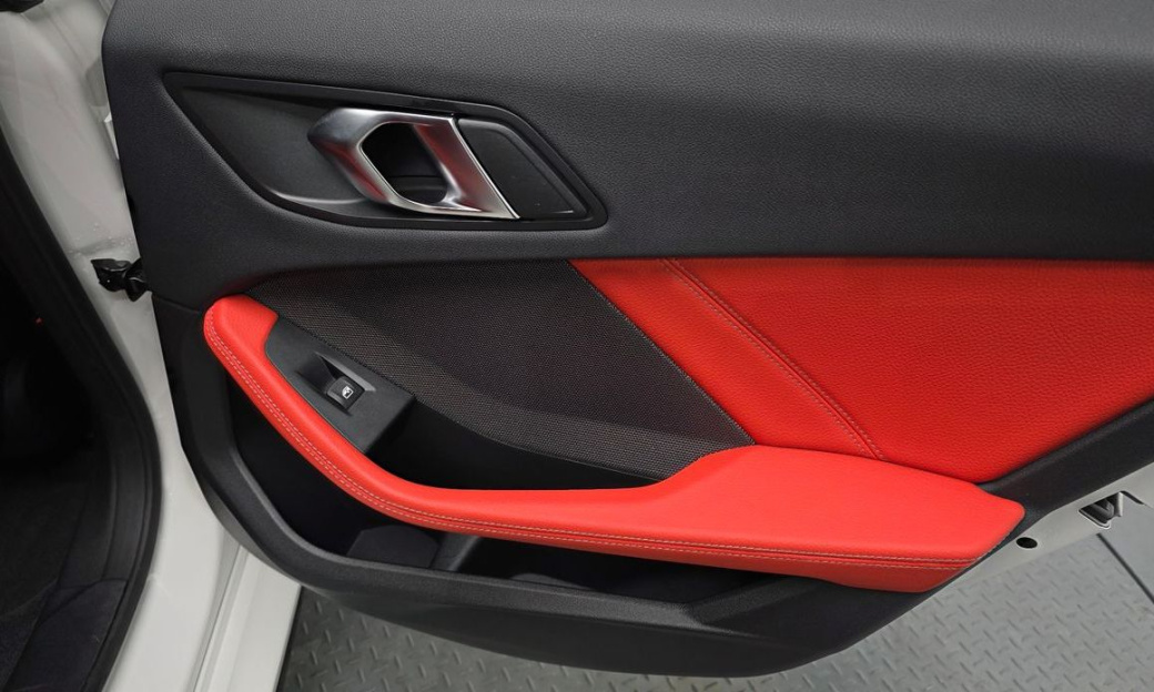 BMW 2-Series M235i xDrive, 2024