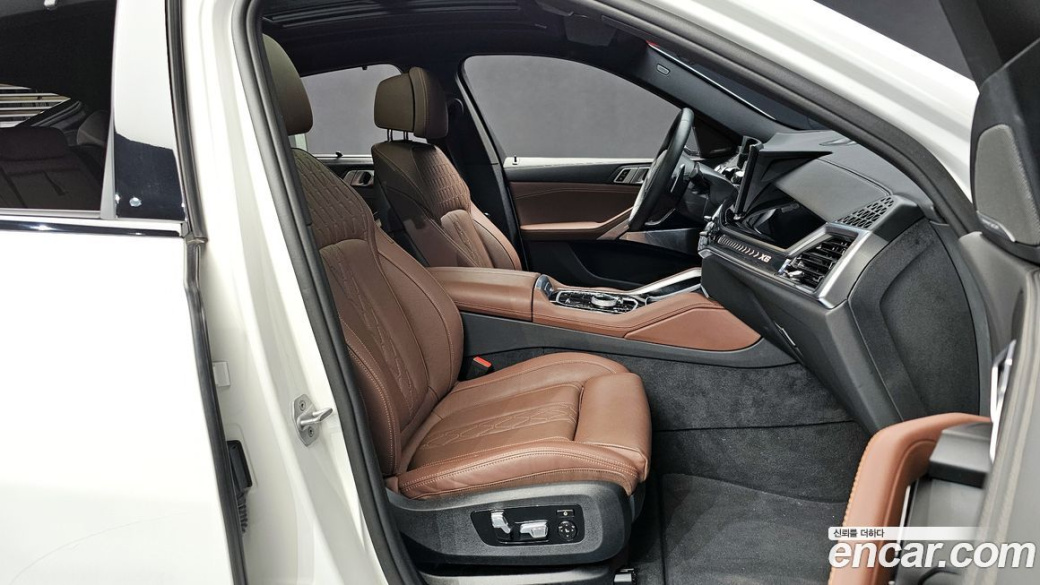 BMW X6 xDrive40i M Sport, 2025