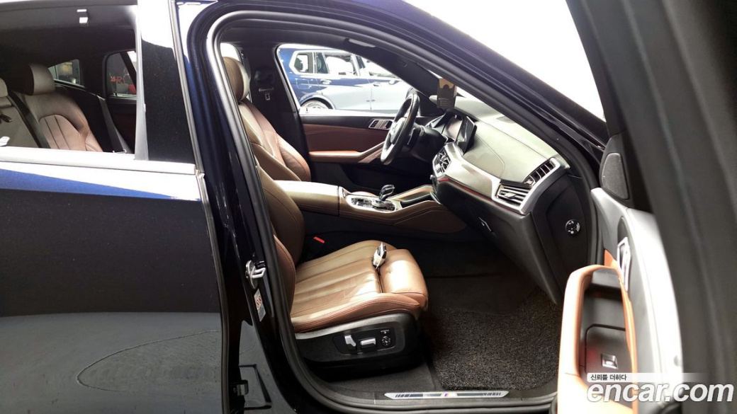 BMW X6 xDrive40i M Sport, 2022