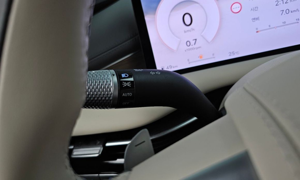 Genesis G80 Gasoline 2.5 Turbo 2WD, 2025