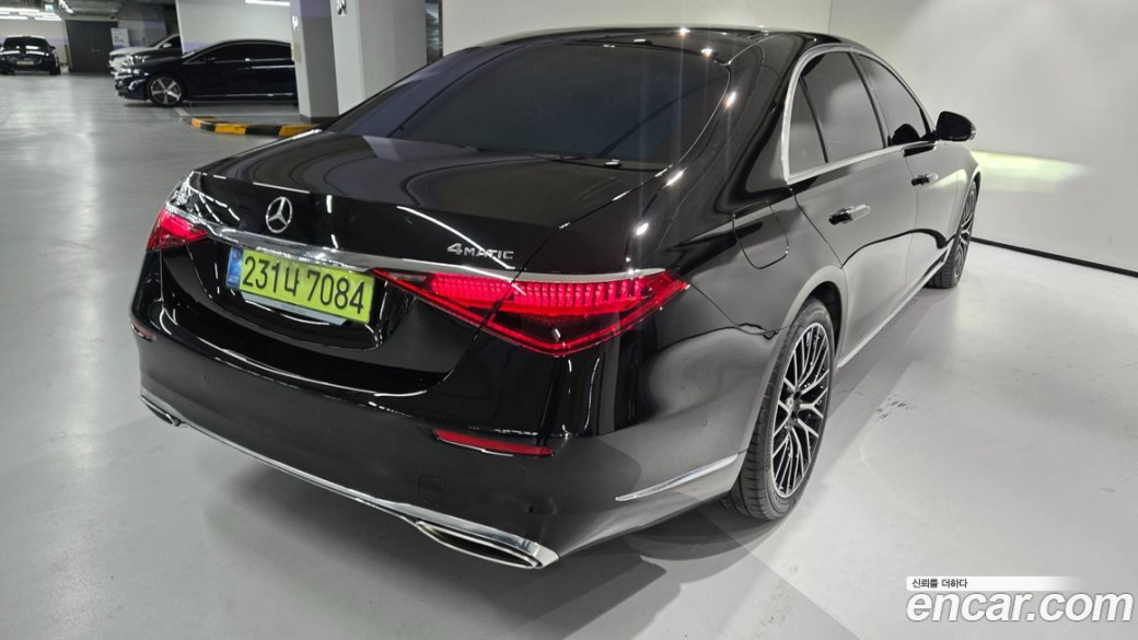 Mercedes-Benz S-Class S580L 4MATIC, 2025