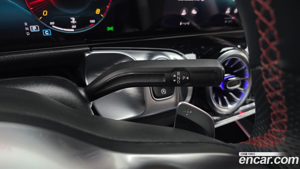 Mercedes-Benz GLB-Class GLB250 4MATIC, 2023