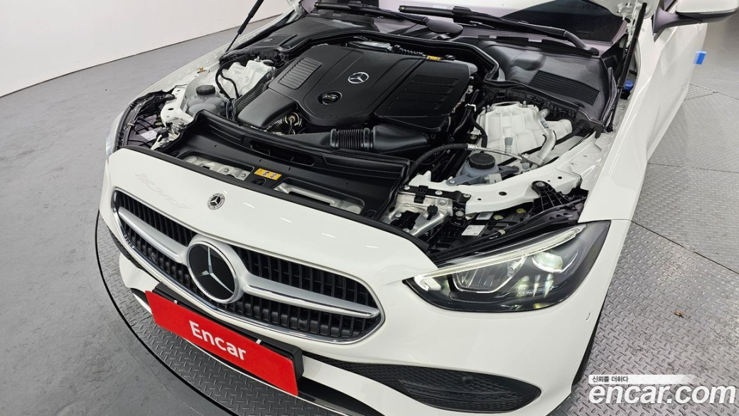 Mercedes-Benz C-Class C200 Avantgarde, 2025