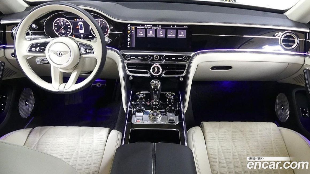 Bentley Flying Spur 4.0 Azure, 2023