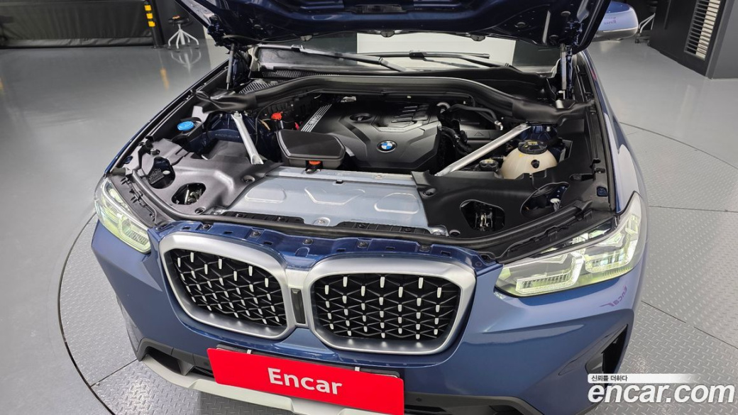 BMW X4 xDrive20i xLine, 2022