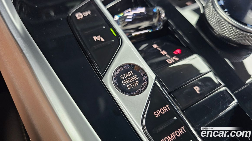 BMW X6 xDrive40i M Sport, 2025