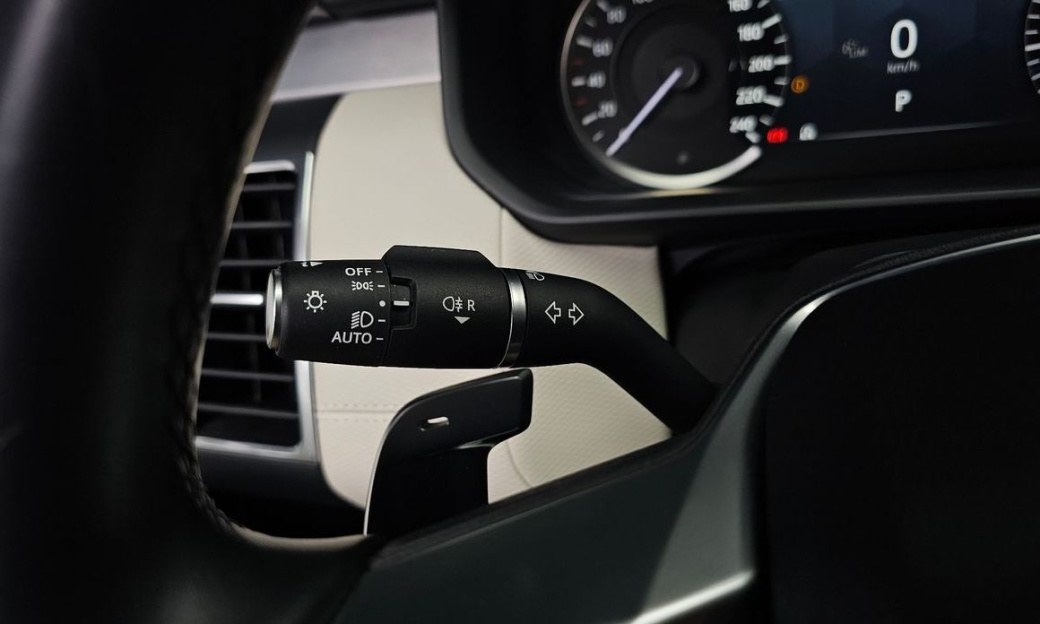 Land Rover Discovery P360 R-Dynamic SE, 2023