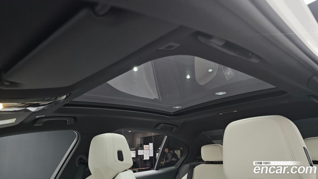 BMW 5-Series 520i M Sport, 2025