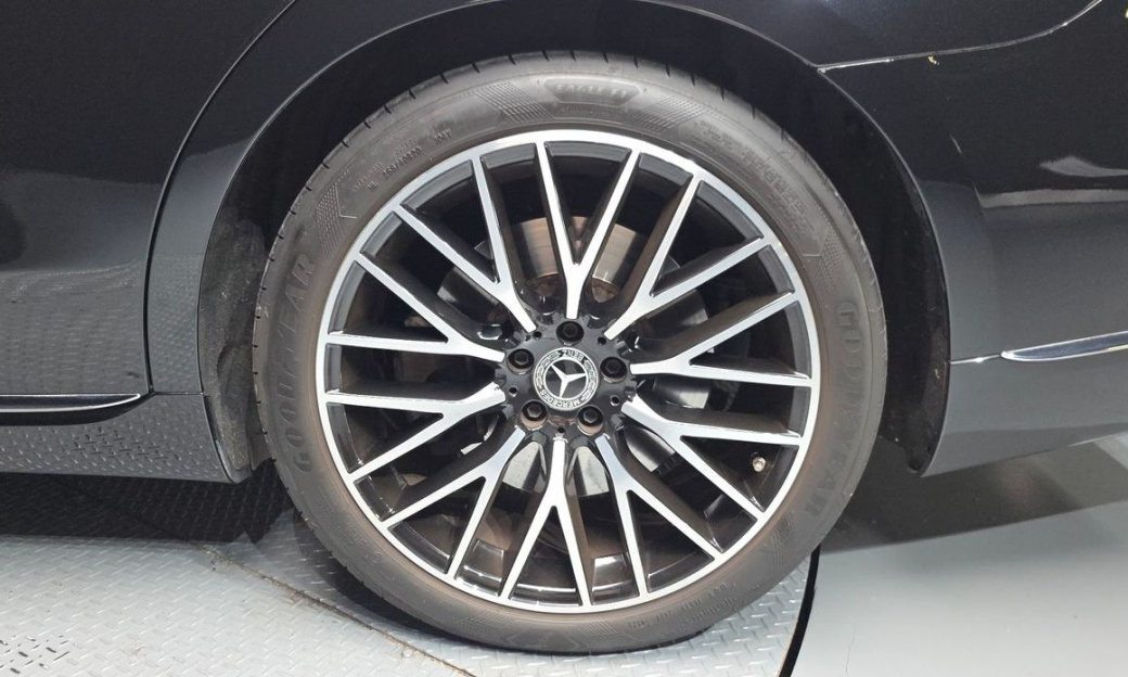 Mercedes-Benz S-Class S580L 4MATIC, 2022