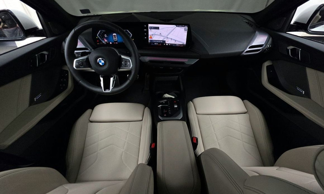 BMW 1-Series 120 M Sport, 2025