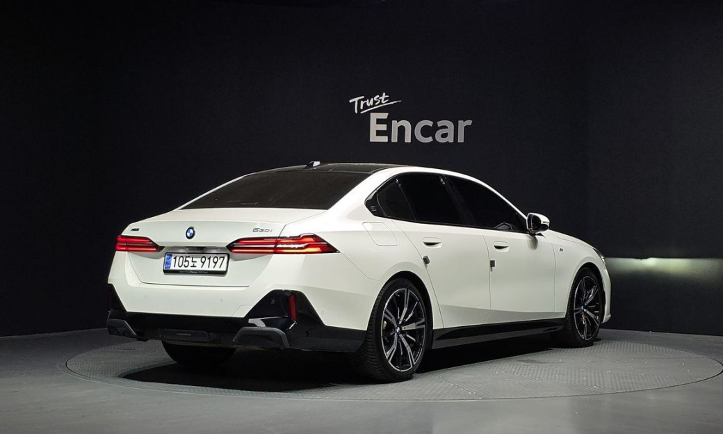 BMW 5-Series 530i xDrive M Sport, 2024