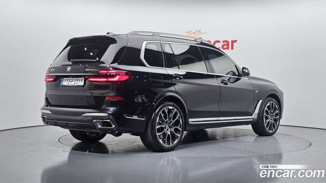 BMW X7 xDrive 40i M Sport 6STR, 2025