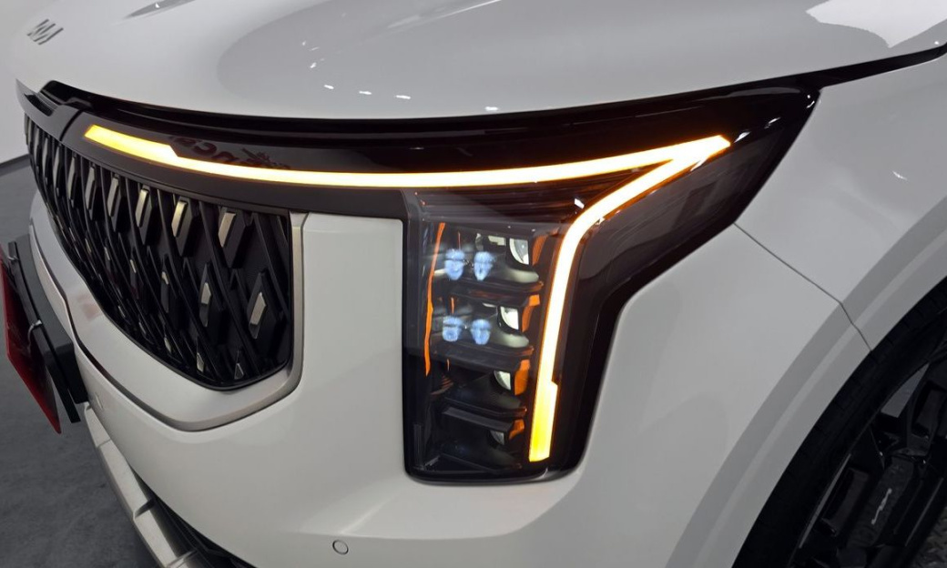 Kia Carnival 9-Seater Noblesse, 2025