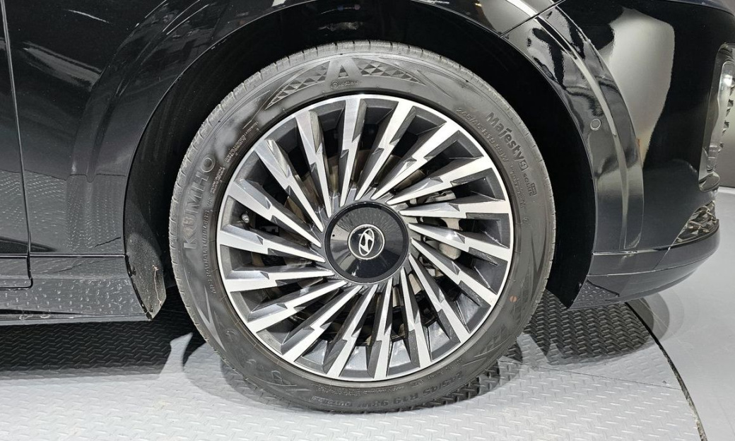 Hyundai Grandeur 2,5 Gasoline 2WD, 2025