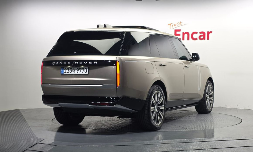 Land Rover Range Rover D350 Autobiography Long Wheel Base, 2024