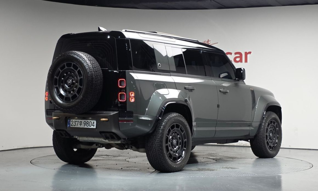 Land Rover Defender 110 P635 Octa Edition 1, 2025