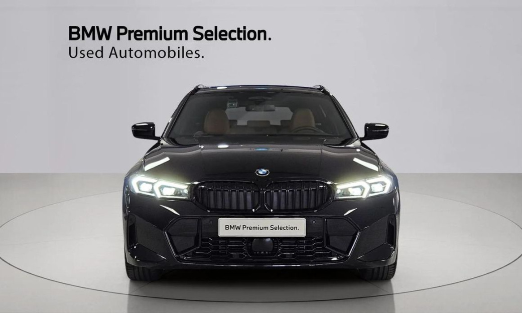 BMW 3-Series 320d Touring M Sport, 2025