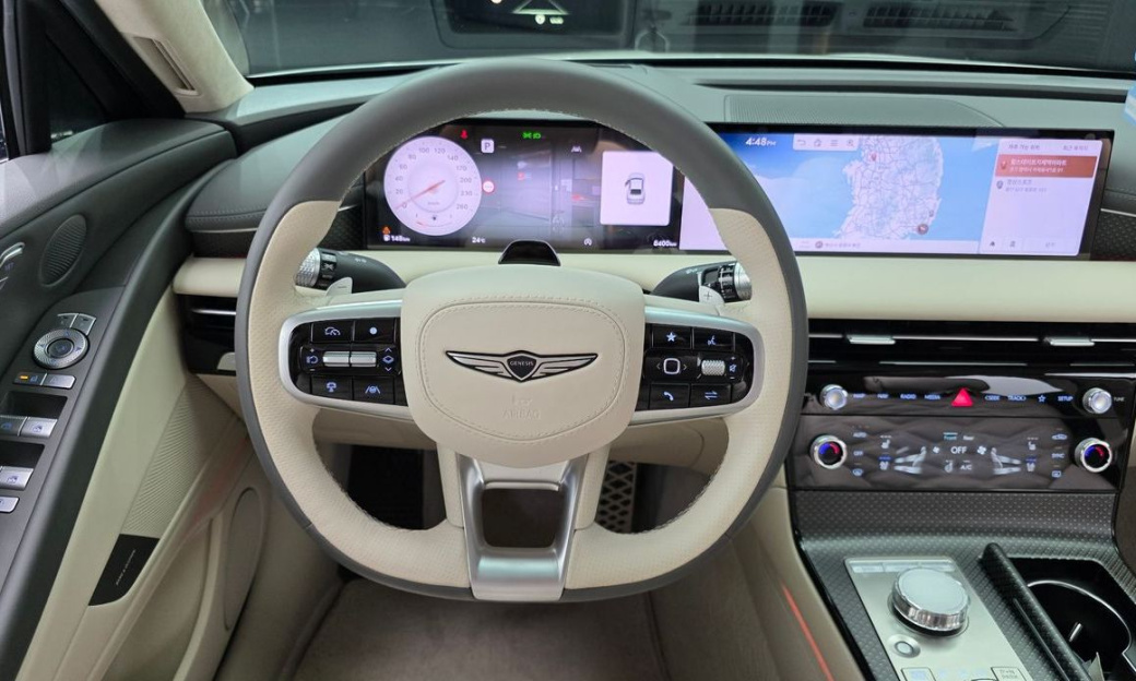 Genesis G80 Gasoline 2.5 Turbo AWD, 2025