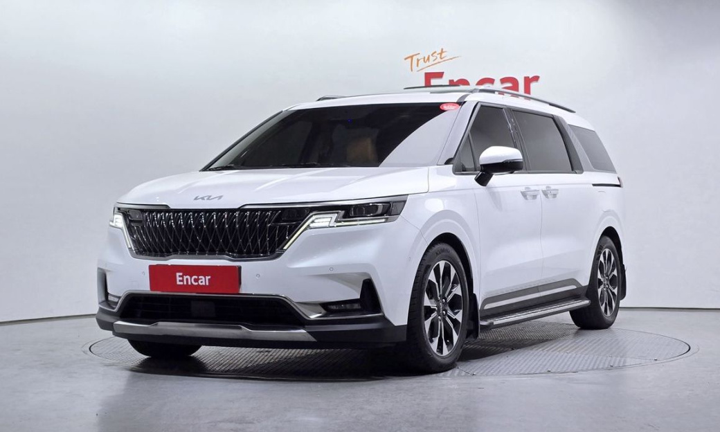 Kia Carnival 7-Seater Signature, 2022