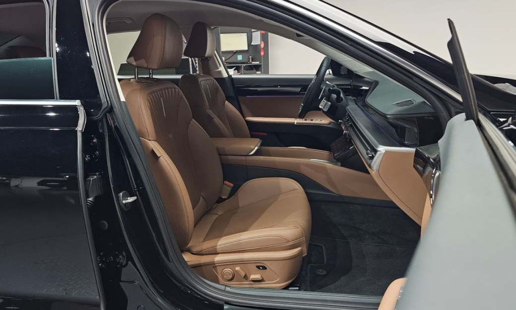 Hyundai Grandeur 2,5 Gasoline 2WD, 2025