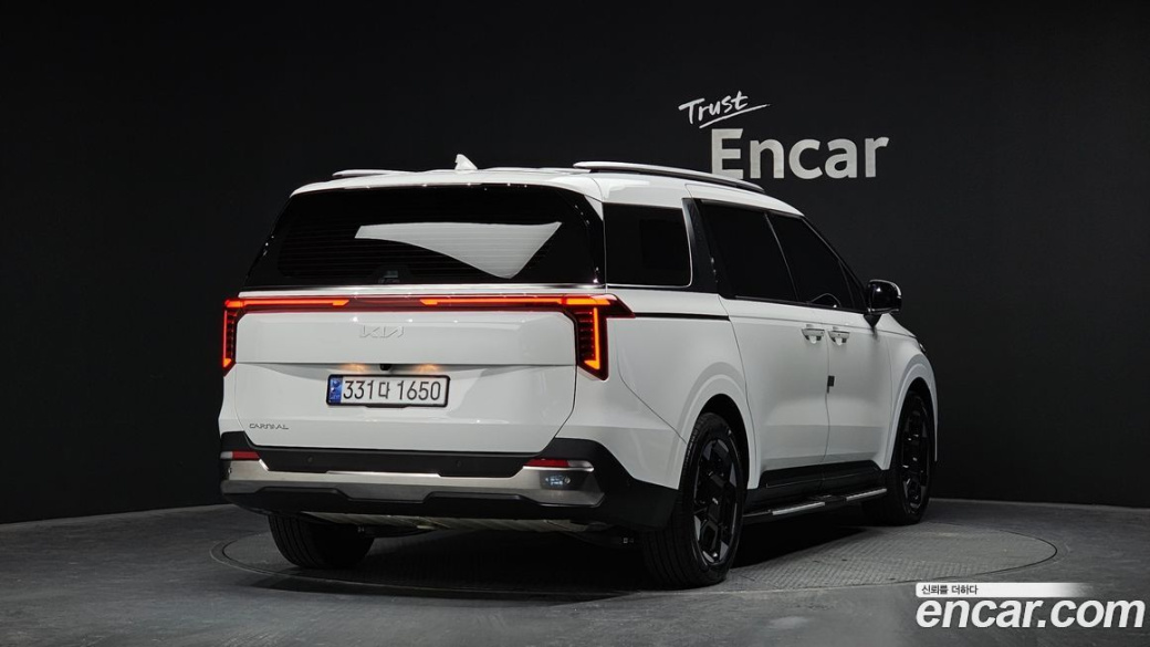 Kia Carnival 7-Seater Noblesse, 2025