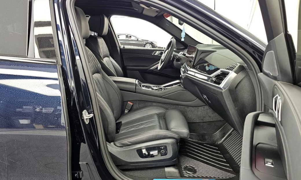BMW X6 xDrive30d M Sport, 2025